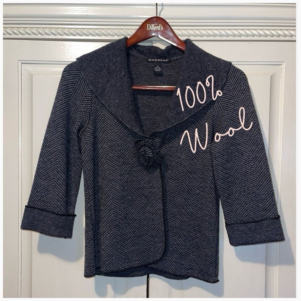 Avellini Cardigan‎ Women M Grey 100% Wool Knit Shawl Collar Rose Snap Minimalist